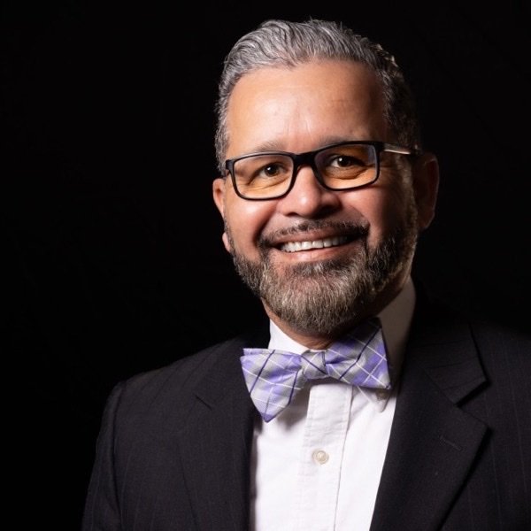 Pastor David J. Guzman, Associate Pastor